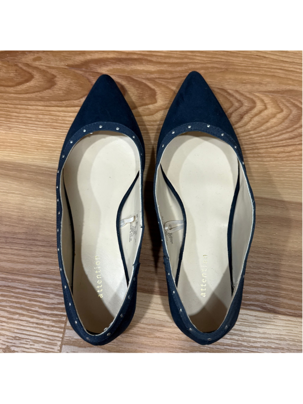 Women's Attention Navy Pointed Toe Studded Flats Size 6